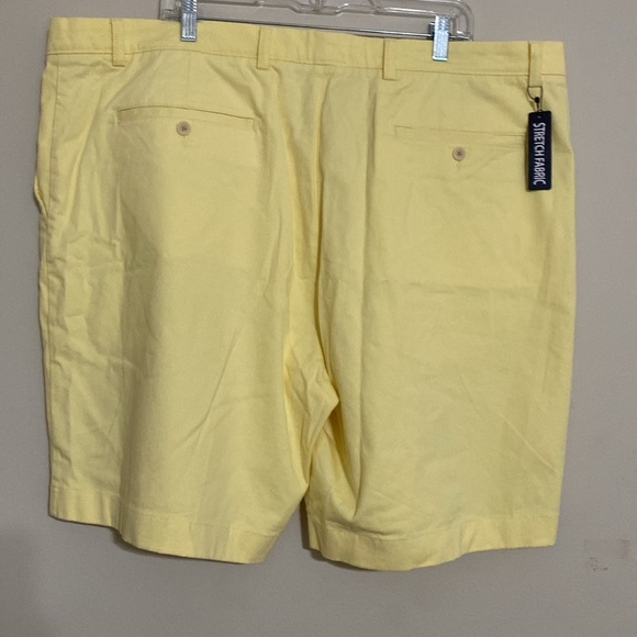 Roundtree & Yorke Yellow butter Flat Front Shorts men 46 beach vacation resort - Picture 2 of 8
